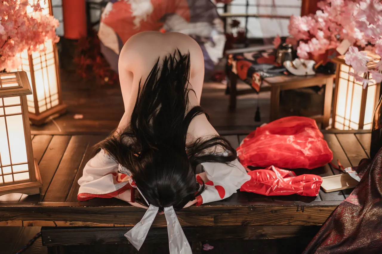 Natsuko夏夏子 - 碧蓝航线 大山 巫女兔-erohere70.webp